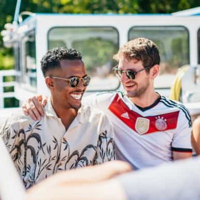 Berlin: 1-Hour City Tour by Boat with Guaranteed Seating