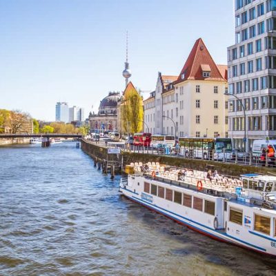 Berlin: Boat Tour Along the River Spree