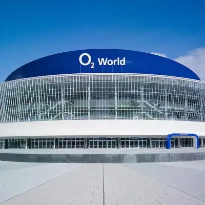 Mercedes-Benz Arena Mercedes-Benz Arena